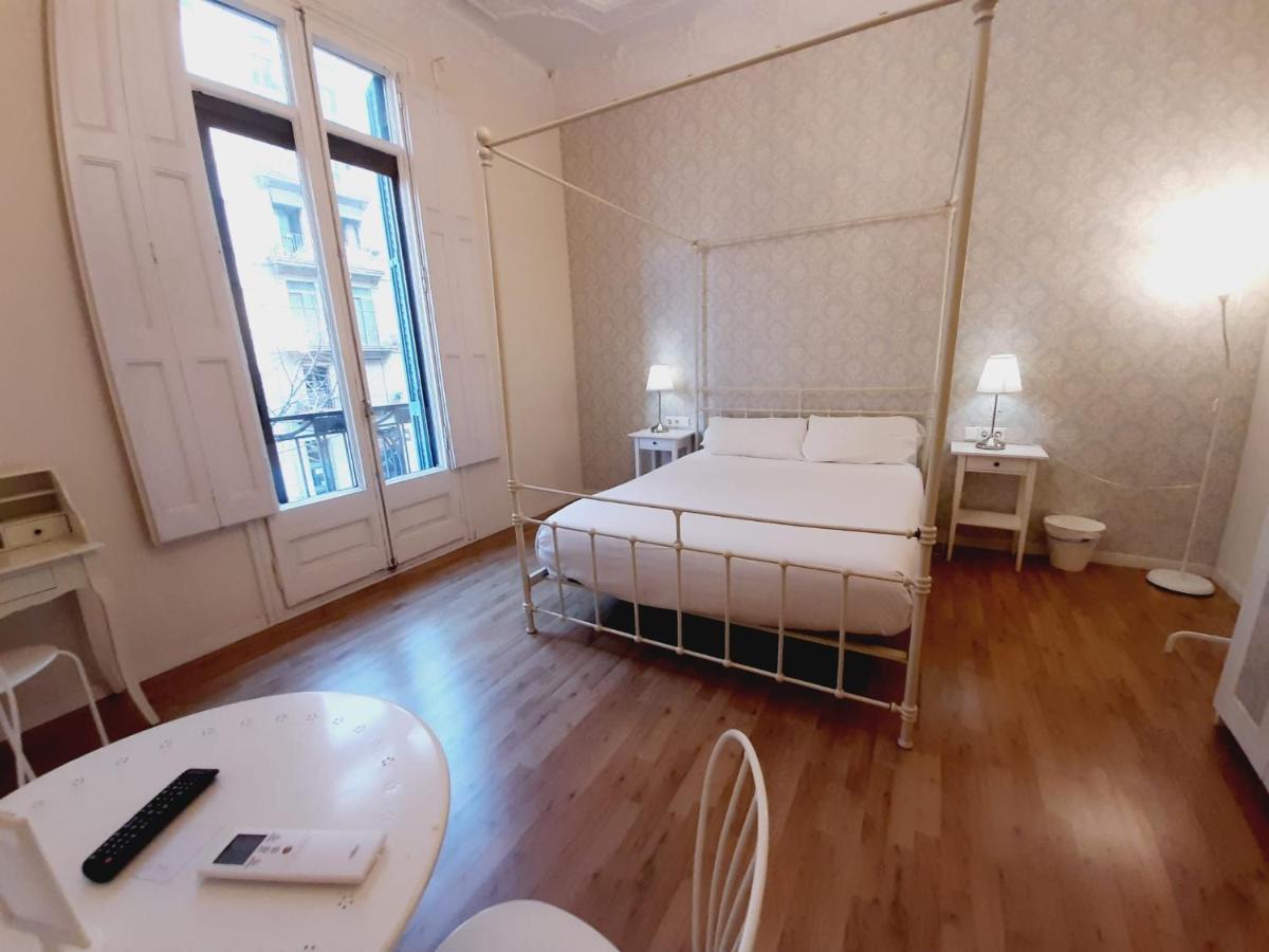 Lumine Luxury Suites By Gaiarooms Barselona Dış mekan fotoğraf