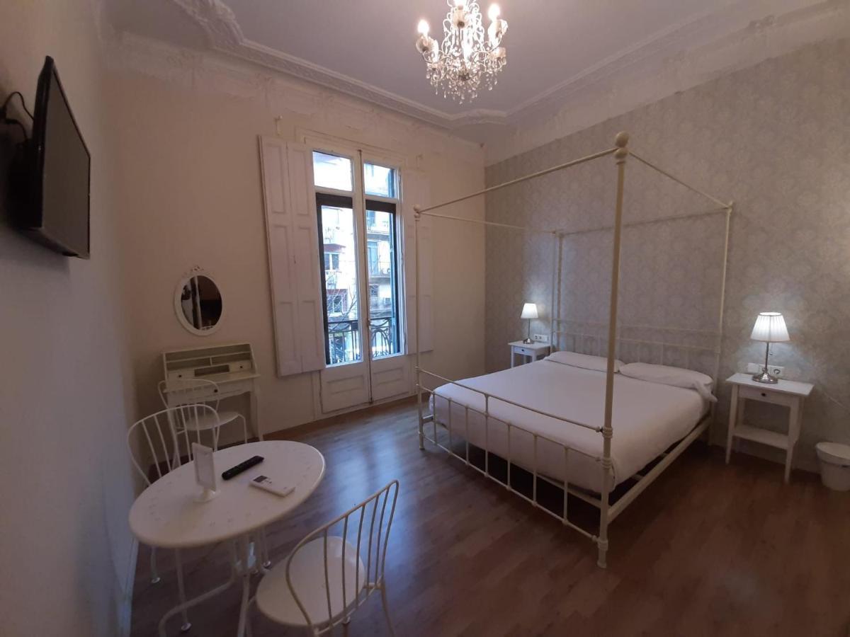 Lumine Luxury Suites By Gaiarooms Barselona Dış mekan fotoğraf