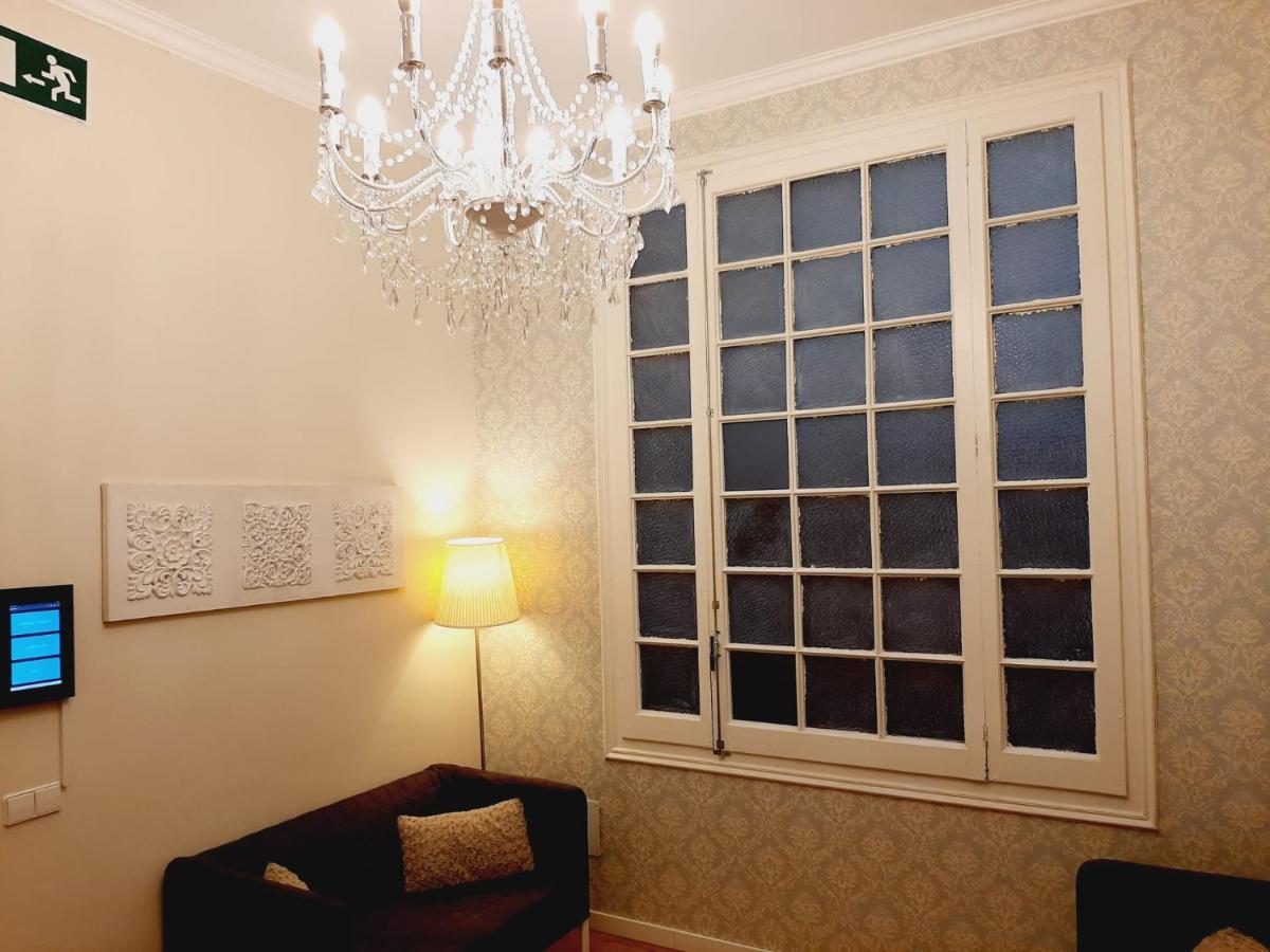 Lumine Luxury Suites By Gaiarooms Barselona Dış mekan fotoğraf