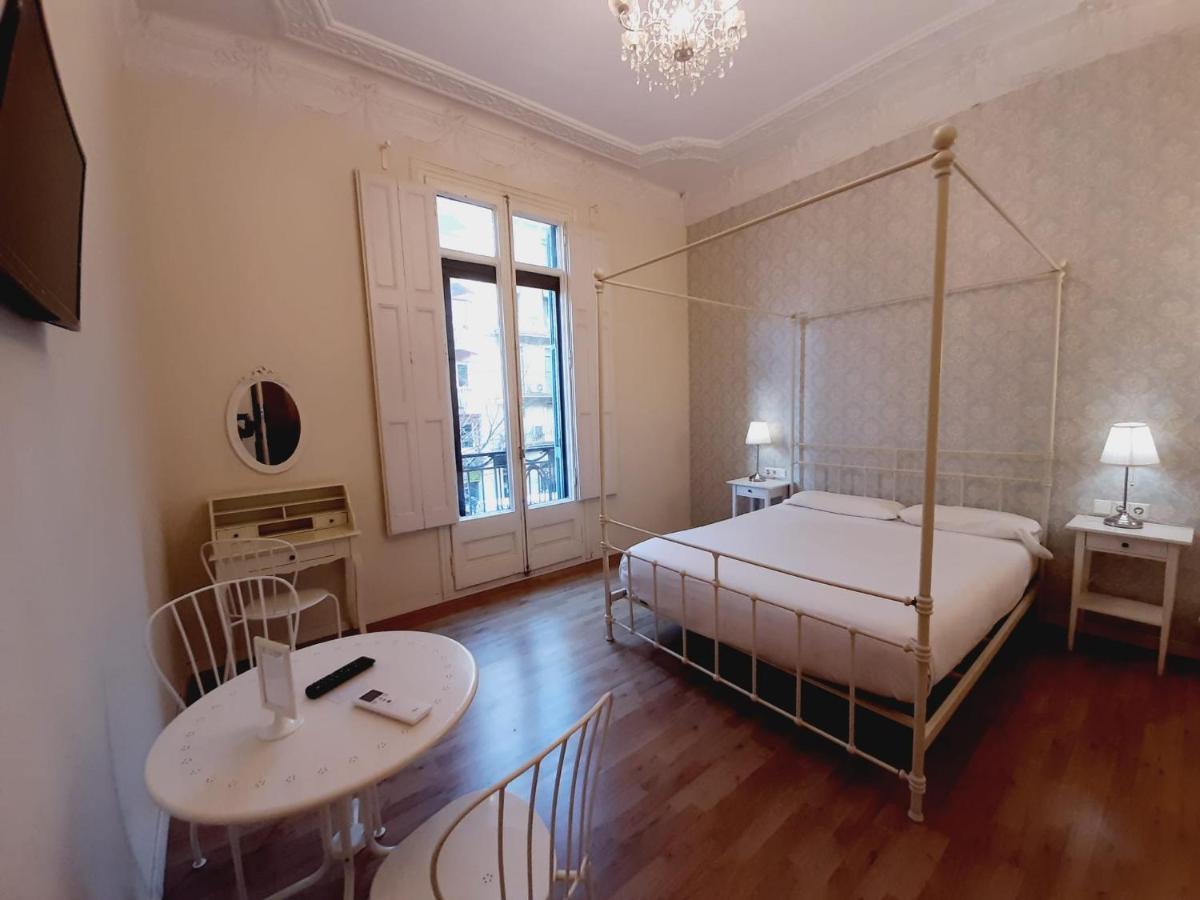 Lumine Luxury Suites By Gaiarooms Barselona Dış mekan fotoğraf